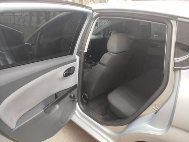 Серый Сеат Леон, объемом двигателя 1.9 л и пробегом 206 тыс. км за 5400 $, фото 13 на Automoto.ua