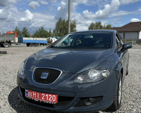Сірий Сеат Leon, об'ємом двигуна 1.6 л та пробігом 167 тис. км за 6600 $, фото 1 на Automoto.ua