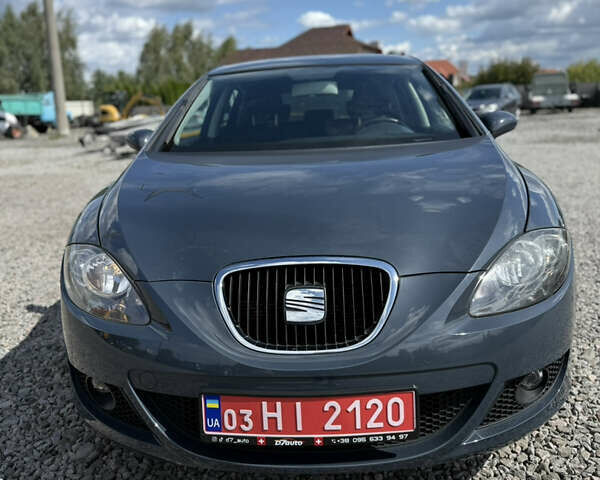 Сірий Сеат Leon, об'ємом двигуна 1.6 л та пробігом 167 тис. км за 6600 $, фото 2 на Automoto.ua