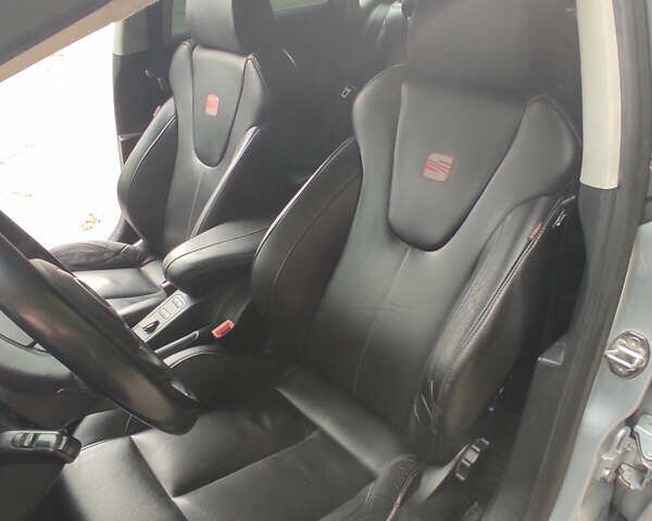 Сірий Сеат Leon, об'ємом двигуна 1.9 л та пробігом 353 тис. км за 4000 $, фото 4 на Automoto.ua
