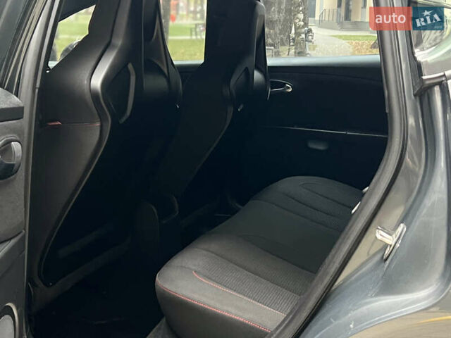 Серый Сеат Леон, объемом двигателя 2 л и пробегом 284 тыс. км за 6600 $, фото 13 на Automoto.ua