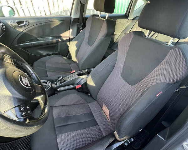 Сірий Сеат Leon, об'ємом двигуна 1.9 л та пробігом 307 тис. км за 5300 $, фото 26 на Automoto.ua
