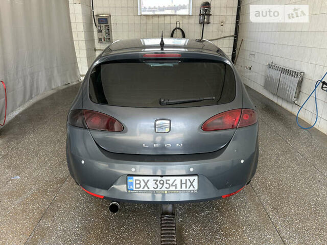 Сірий Сеат Leon, об'ємом двигуна 1.9 л та пробігом 237 тис. км за 4400 $, фото 5 на Automoto.ua