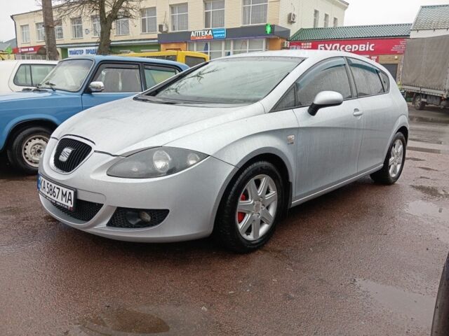 Серый Сеат Леон, объемом двигателя 2 л и пробегом 180 тыс. км за 4700 $, фото 12 на Automoto.ua