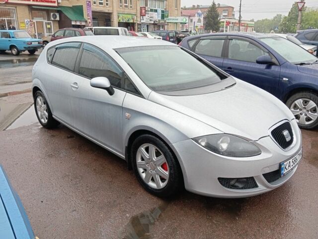 Серый Сеат Леон, объемом двигателя 2 л и пробегом 180 тыс. км за 4700 $, фото 22 на Automoto.ua