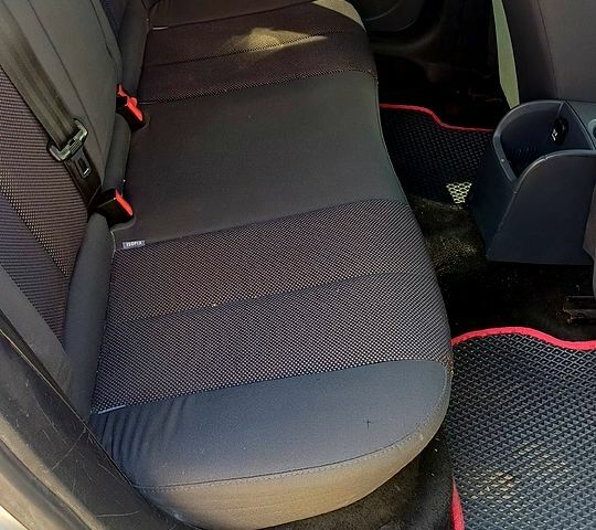 Сірий Сеат Leon, об'ємом двигуна 2 л та пробігом 299 тис. км за 5650 $, фото 9 на Automoto.ua