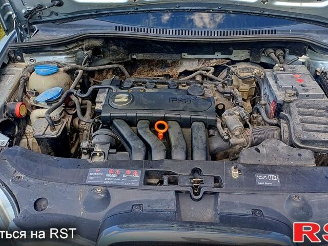 Сірий Сеат Leon, об'ємом двигуна 2 л та пробігом 299 тис. км за 5650 $, фото 4 на Automoto.ua
