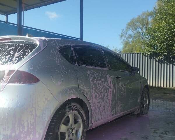Сірий Сеат Leon, об'ємом двигуна 1.39 л та пробігом 280 тис. км за 5600 $, фото 8 на Automoto.ua
