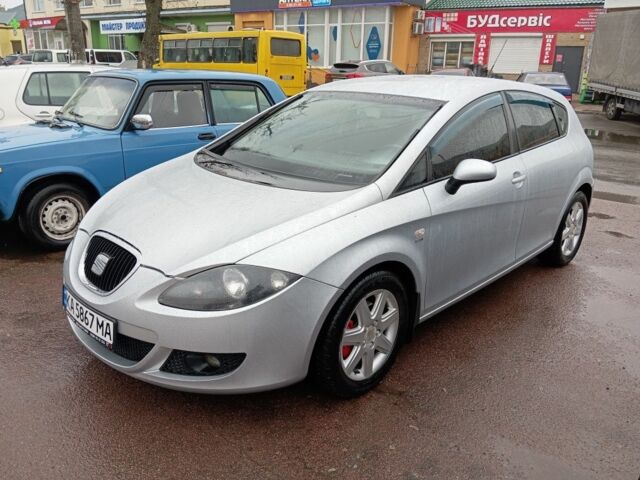 Серый Сеат Леон, объемом двигателя 2 л и пробегом 180 тыс. км за 4700 $, фото 13 на Automoto.ua