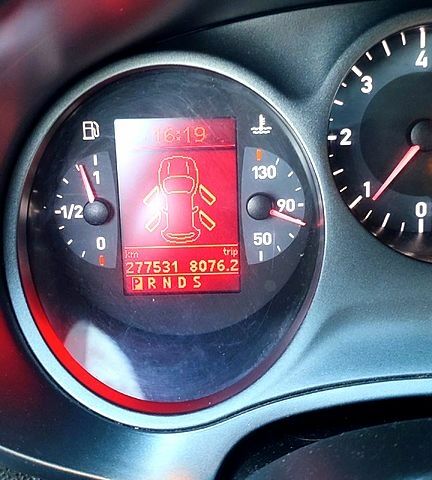 Серый Сеат Леон, объемом двигателя 2 л и пробегом 280 тыс. км за 7900 $, фото 8 на Automoto.ua