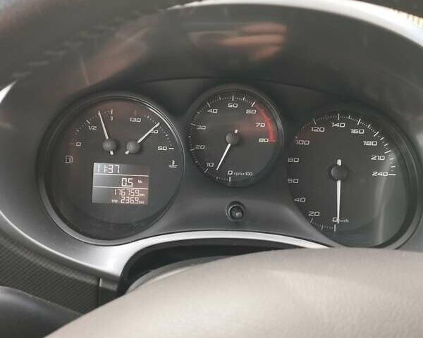 Сірий Сеат Leon, об'ємом двигуна 1.4 л та пробігом 178 тис. км за 6750 $, фото 13 на Automoto.ua