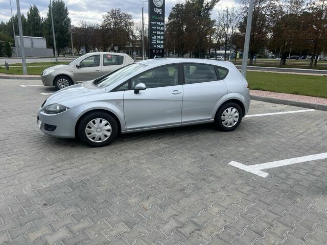 Сірий Сеат Leon, об'ємом двигуна 1.4 л та пробігом 234 тис. км за 5900 $, фото 4 на Automoto.ua