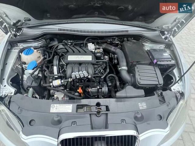 Серый Сеат Леон, объемом двигателя 1.6 л и пробегом 242 тыс. км за 6500 $, фото 24 на Automoto.ua