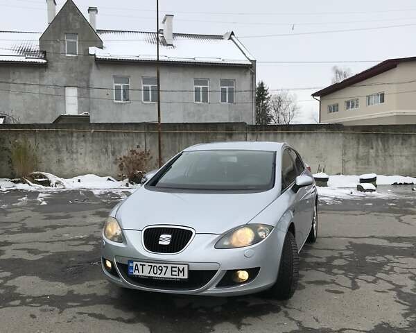 Серый Сеат Леон, объемом двигателя 0 л и пробегом 183 тыс. км за 6150 $, фото 1 на Automoto.ua
