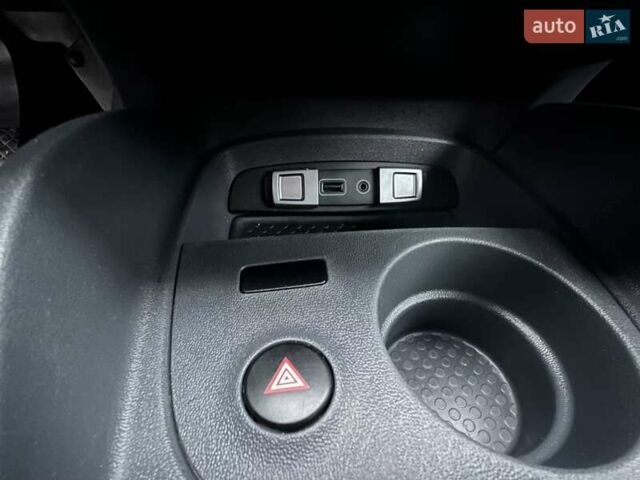 Серый Сеат Леон, объемом двигателя 1.6 л и пробегом 242 тыс. км за 6500 $, фото 23 на Automoto.ua