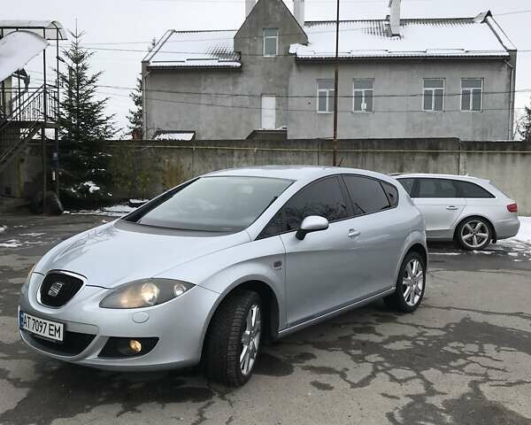 Серый Сеат Леон, объемом двигателя 0 л и пробегом 183 тыс. км за 6150 $, фото 5 на Automoto.ua