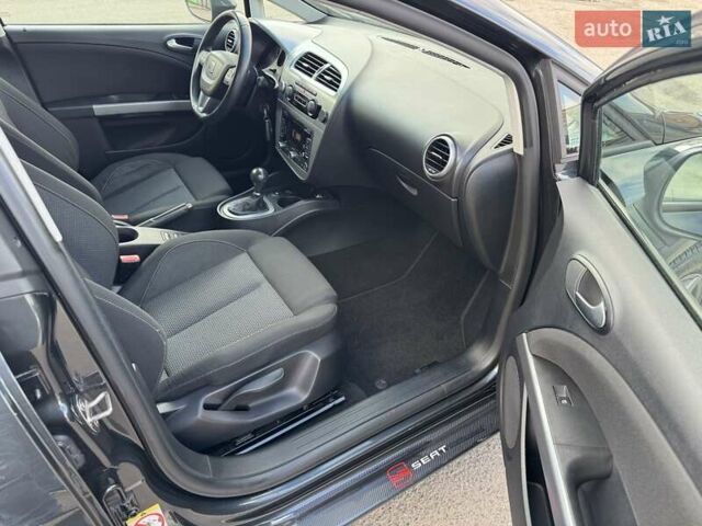 Серый Сеат Леон, объемом двигателя 1.8 л и пробегом 176 тыс. км за 8450 $, фото 28 на Automoto.ua