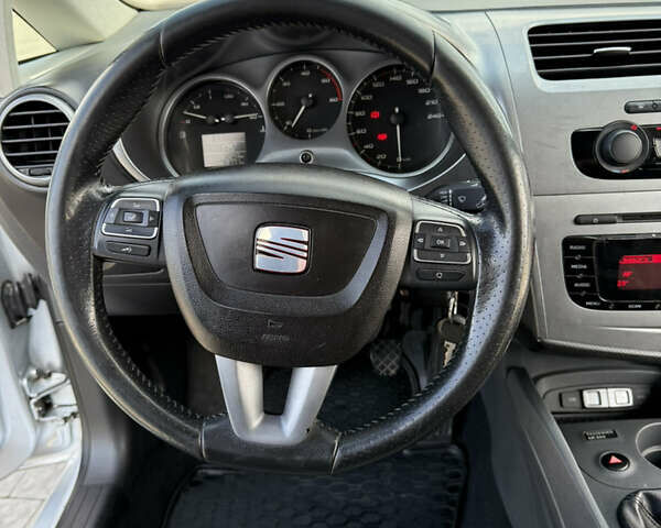 Сірий Сеат Leon, об'ємом двигуна 1.9 л та пробігом 267 тис. км за 6200 $, фото 18 на Automoto.ua