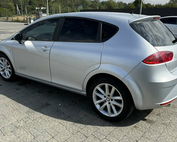 Сірий Сеат Leon, об'ємом двигуна 1.9 л та пробігом 267 тис. км за 6200 $, фото 3 на Automoto.ua