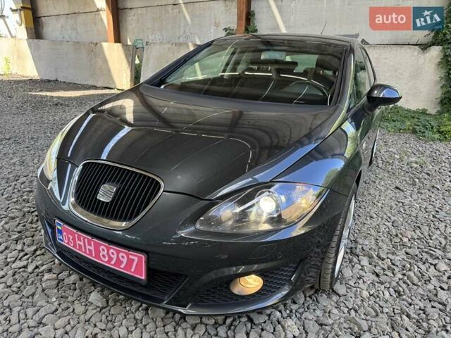 Сірий Сеат Leon, об'ємом двигуна 1.8 л та пробігом 176 тис. км за 8450 $, фото 1 на Automoto.ua