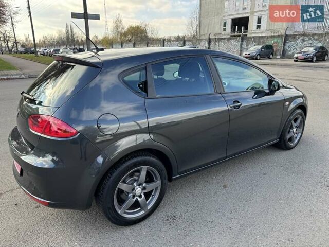 Серый Сеат Леон, объемом двигателя 1.8 л и пробегом 176 тыс. км за 8450 $, фото 8 на Automoto.ua