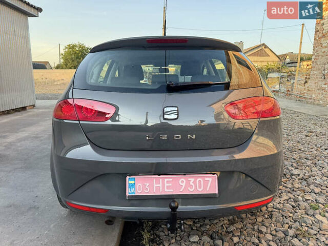 Сірий Сеат Leon, об'ємом двигуна 1.4 л та пробігом 238 тис. км за 5900 $, фото 4 на Automoto.ua
