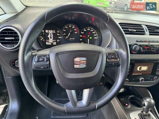 Сірий Сеат Leon, об'ємом двигуна 1.8 л та пробігом 176 тис. км за 8450 $, фото 34 на Automoto.ua