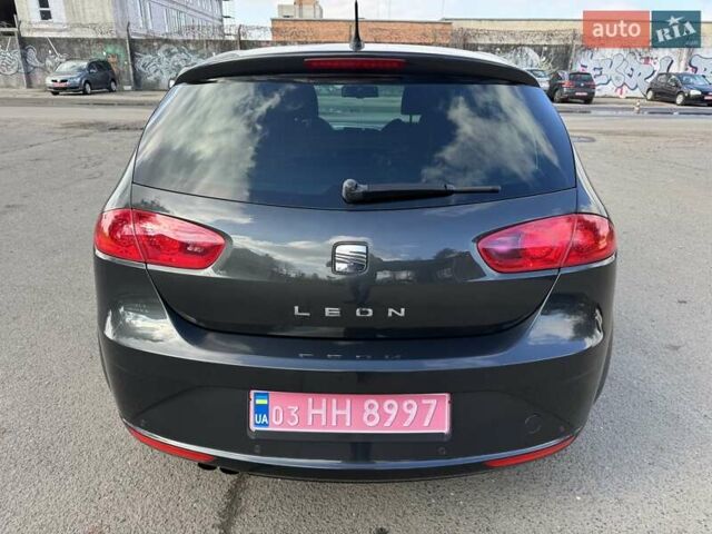 Сірий Сеат Leon, об'ємом двигуна 1.8 л та пробігом 176 тис. км за 7700 $, фото 11 на Automoto.ua