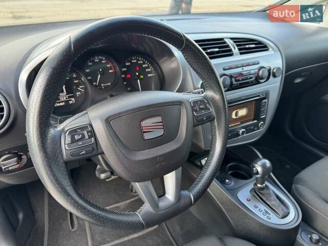 Сірий Сеат Leon, об'ємом двигуна 1.8 л та пробігом 176 тис. км за 7950 $, фото 32 на Automoto.ua