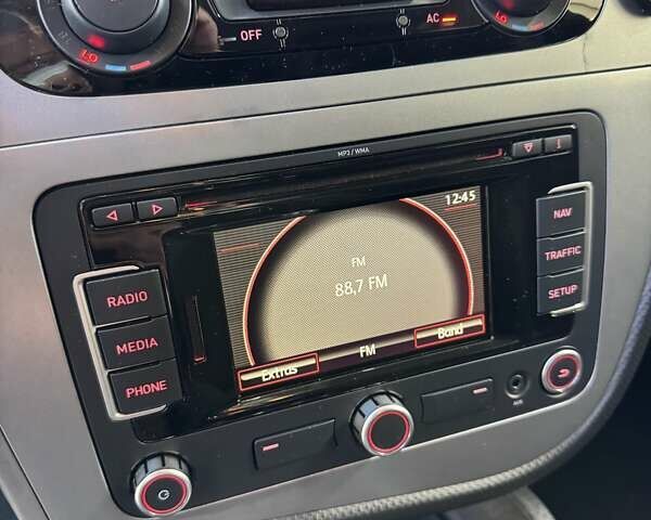 Сірий Сеат Leon, об'ємом двигуна 1.8 л та пробігом 176 тис. км за 7900 $, фото 46 на Automoto.ua