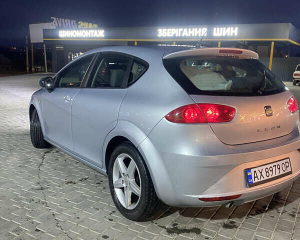 Серый Сеат Леон, объемом двигателя 1.6 л и пробегом 212 тыс. км за 5000 $, фото 5 на Automoto.ua