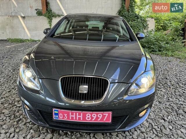 Сірий Сеат Leon, об'ємом двигуна 1.8 л та пробігом 176 тис. км за 8450 $, фото 2 на Automoto.ua
