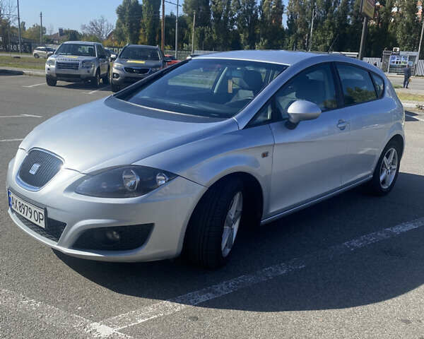 Сірий Сеат Leon, об'ємом двигуна 1.6 л та пробігом 218 тис. км за 5000 $, фото 2 на Automoto.ua