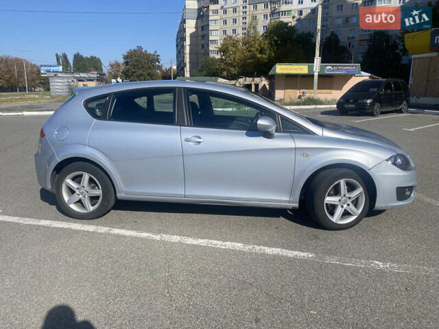Сірий Сеат Leon, об'ємом двигуна 1.6 л та пробігом 218 тис. км за 5000 $, фото 4 на Automoto.ua