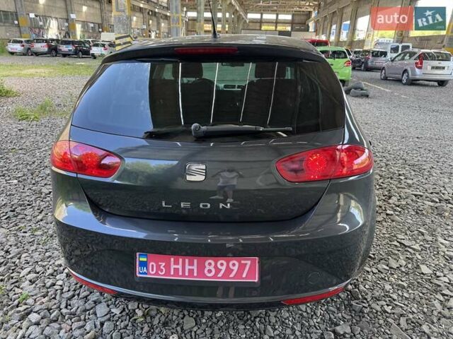 Сірий Сеат Leon, об'ємом двигуна 1.8 л та пробігом 176 тис. км за 8450 $, фото 10 на Automoto.ua