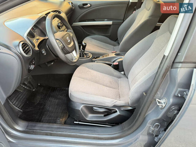 Сірий Сеат Leon, об'ємом двигуна 1.4 л та пробігом 238 тис. км за 5900 $, фото 16 на Automoto.ua