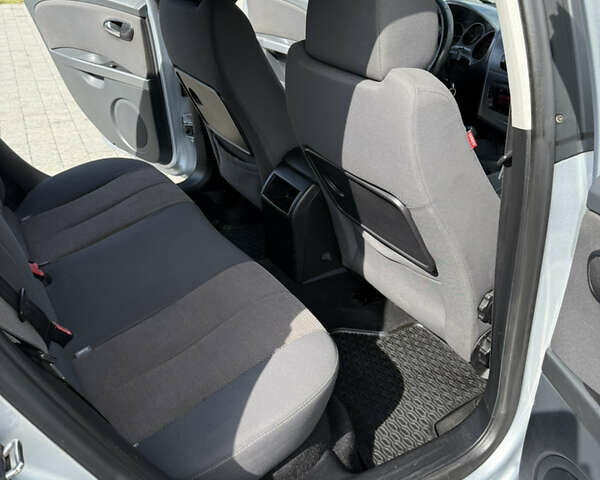 Сірий Сеат Leon, об'ємом двигуна 1.9 л та пробігом 267 тис. км за 6200 $, фото 15 на Automoto.ua