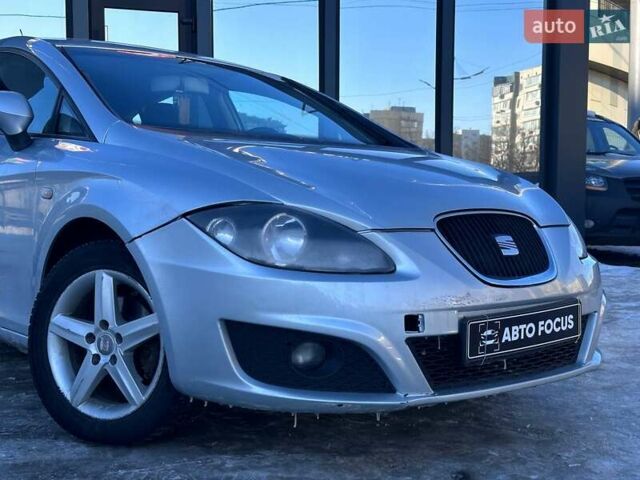 Серый Сеат Леон, объемом двигателя 1.6 л и пробегом 228 тыс. км за 6990 $, фото 1 на Automoto.ua