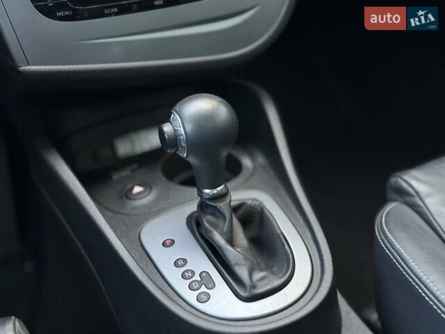 Сірий Сеат Leon, об'ємом двигуна 1.8 л та пробігом 214 тис. км за 7999 $, фото 6 на Automoto.ua