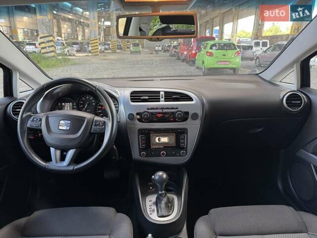 Сірий Сеат Leon, об'ємом двигуна 1.8 л та пробігом 176 тис. км за 8450 $, фото 22 на Automoto.ua