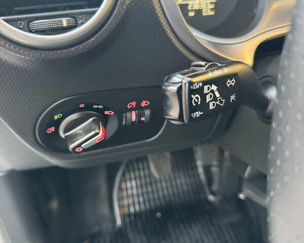 Сірий Сеат Leon, об'ємом двигуна 1.4 л та пробігом 238 тис. км за 5900 $, фото 18 на Automoto.ua