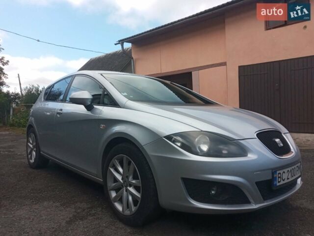 Сірий Сеат Leon, об'ємом двигуна 1.9 л та пробігом 267 тис. км за 6350 $, фото 3 на Automoto.ua