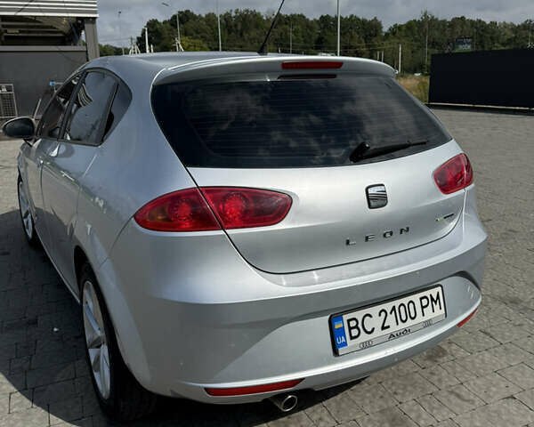 Сірий Сеат Leon, об'ємом двигуна 1.9 л та пробігом 267 тис. км за 6200 $, фото 5 на Automoto.ua