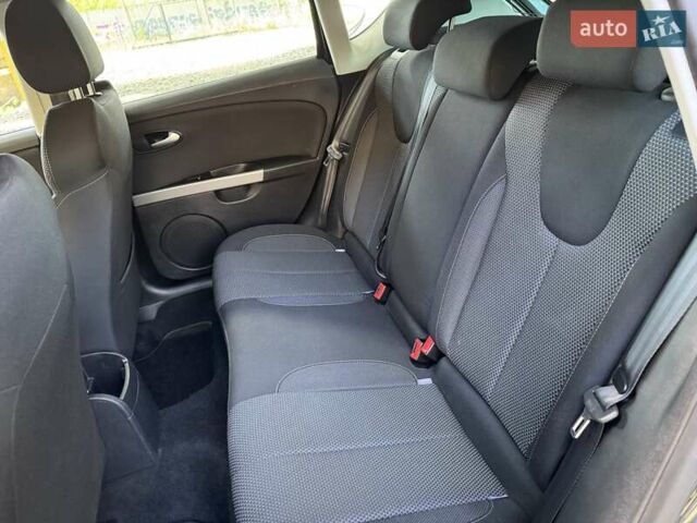 Серый Сеат Леон, объемом двигателя 1.8 л и пробегом 176 тыс. км за 8450 $, фото 30 на Automoto.ua