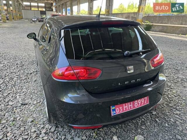 Сірий Сеат Leon, об'ємом двигуна 1.8 л та пробігом 176 тис. км за 8450 $, фото 11 на Automoto.ua