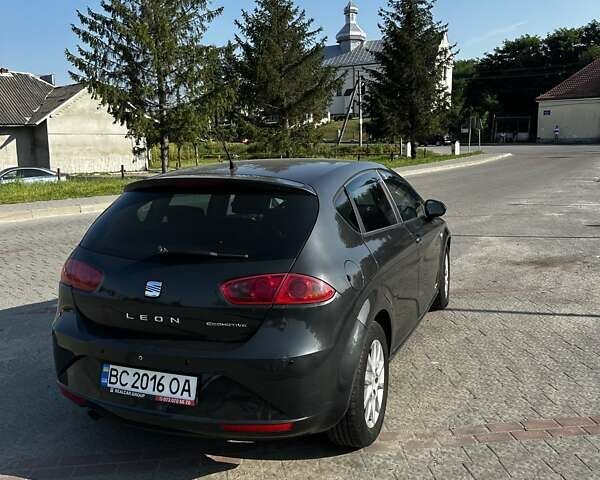 Сірий Сеат Leon, об'ємом двигуна 1.2 л та пробігом 212 тис. км за 5699 $, фото 1 на Automoto.ua