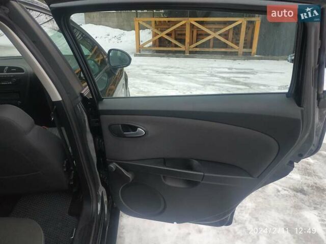 Серый Сеат Леон, объемом двигателя 1.6 л и пробегом 223 тыс. км за 8000 $, фото 10 на Automoto.ua