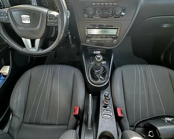 Сірий Сеат Leon, об'ємом двигуна 1.2 л та пробігом 212 тис. км за 5699 $, фото 8 на Automoto.ua