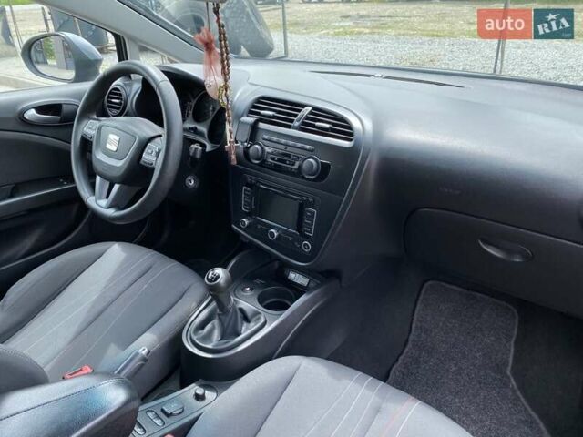 Серый Сеат Леон, объемом двигателя 1.2 л и пробегом 172 тыс. км за 6250 $, фото 14 на Automoto.ua