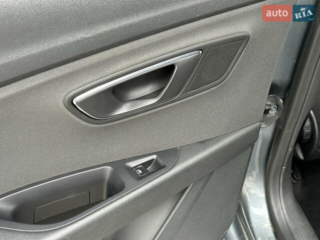 Сірий Сеат Leon, об'ємом двигуна 1.2 л та пробігом 127 тис. км за 9900 $, фото 33 на Automoto.ua